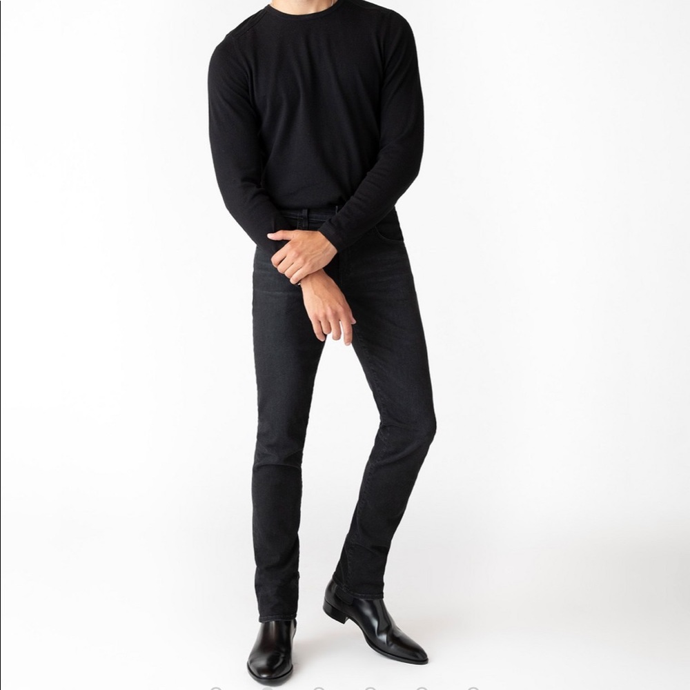 NWT J BRAND TYLER seriously soft / slim fit - size 32 - black